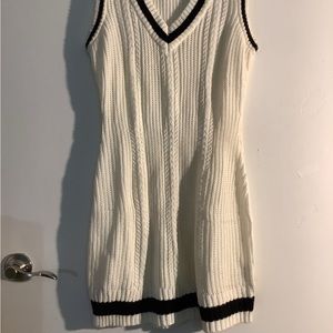 #16 H&M Divided Dress, Size Large Sleeveless Sweater